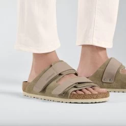 Birkenstock Uji Nubuck/Suede Leather - Taupe (Regular Width) -Sandal Style Shop 1025690 f closeup m 16289.1691081321